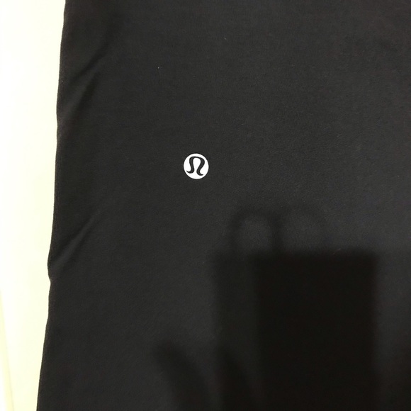 Lululemon pants size 10 - Picture 3 of 5